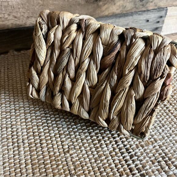 Hobby Lobby Lot of 2 Wicker Utensil/Napkin Holders - Picture 9 of 10
